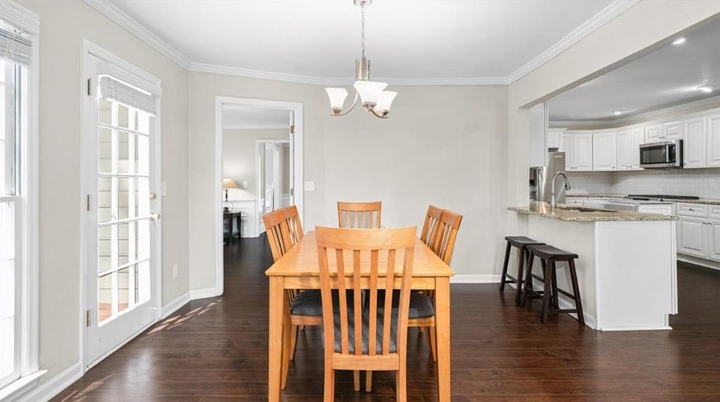2953 4 Oaks Dr, Atlanta GA  30360-1753 exterior