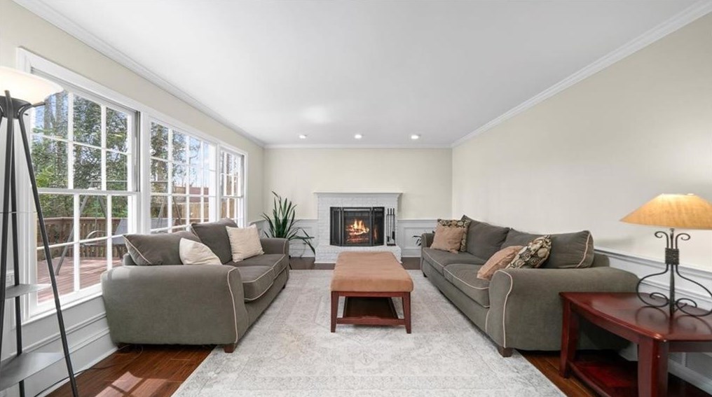 2953 4 Oaks Dr, Atlanta GA  30360-1753 exterior