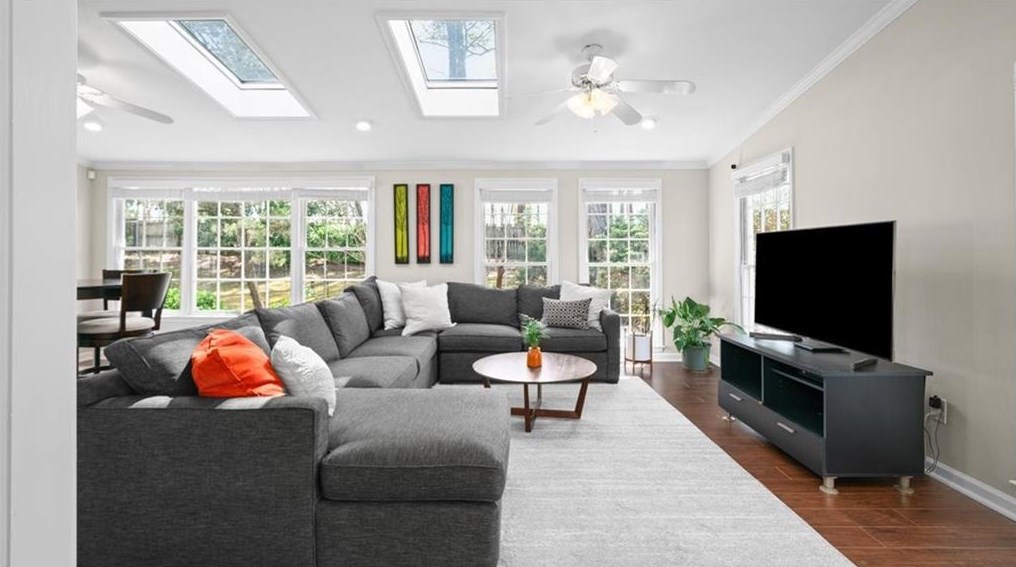 2953 4 Oaks Dr, Atlanta GA  30360-1753 exterior