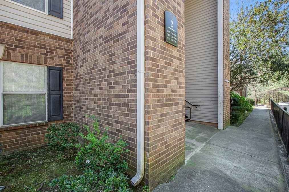 2304 Par 3 Way, Lithonia GA 30038-1805 exterior