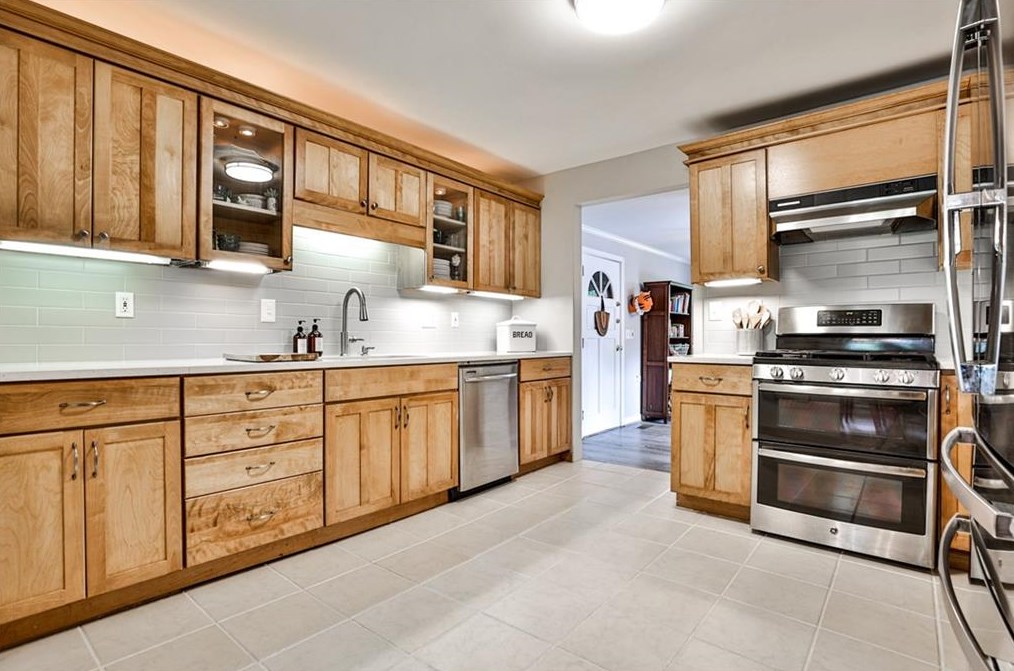 1845 Briarlake Cir, Decatur GA  30033-1126 exterior