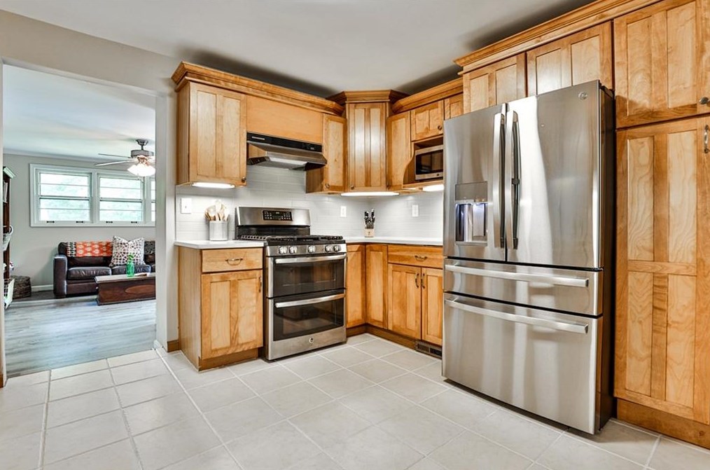 1845 Briarlake Cir, Decatur GA  30033-1126 exterior