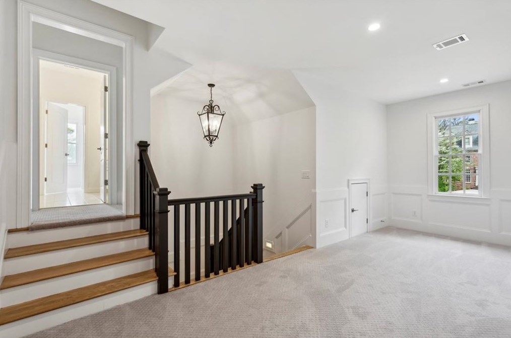 1539 Brookhaven Trce, Atlanta GA  30319-2557 exterior