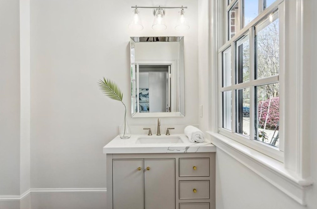 1539 Brookhaven Trce, Atlanta GA  30319-2557 exterior