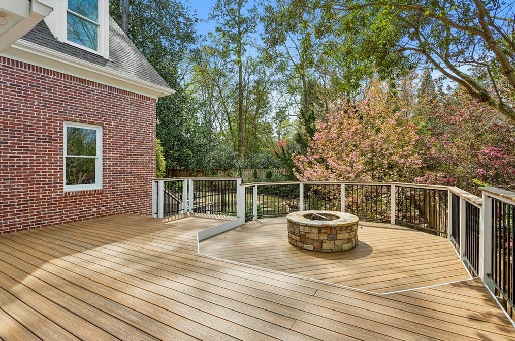 1539 Brookhaven Trce, Atlanta GA  30319-2557 exterior