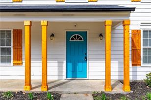 2203 Victoria Pl - Photo 3