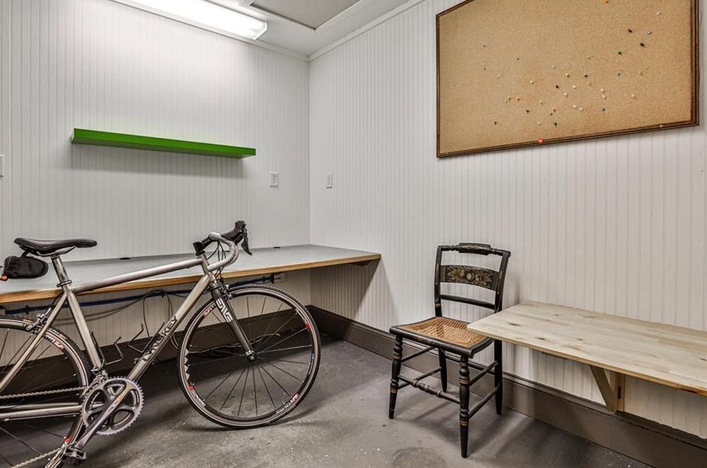 324 Oakland St, Decatur GA  30030-2429 exterior