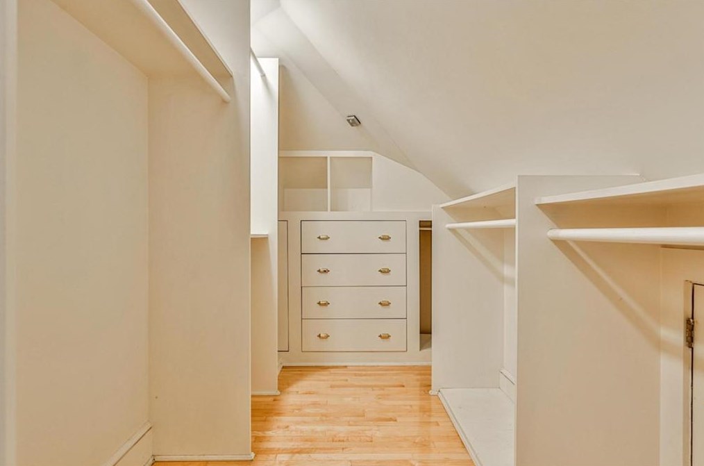 324 Oakland St, Decatur GA  30030-2429 exterior