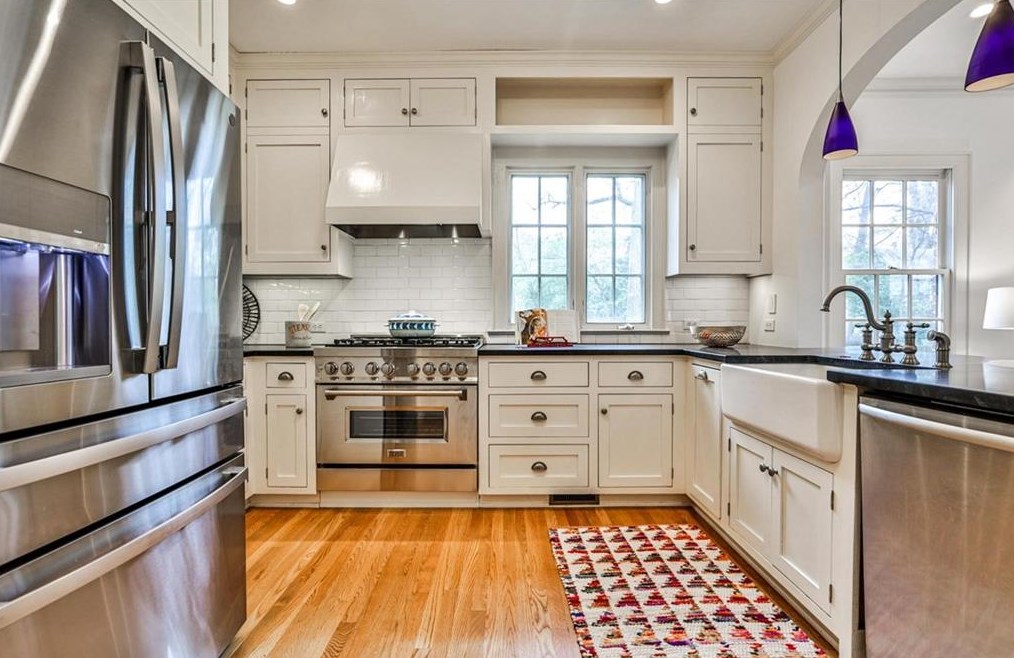 324 Oakland St, Decatur GA  30030-2429 exterior