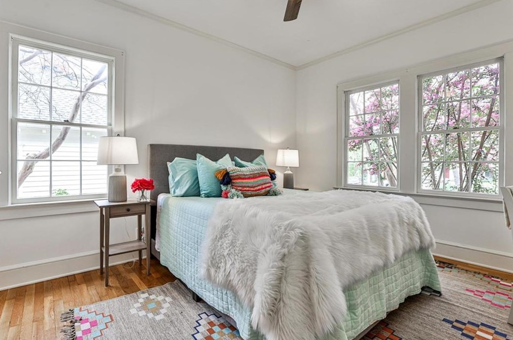 324 Oakland St, Decatur GA  30030-2429 exterior