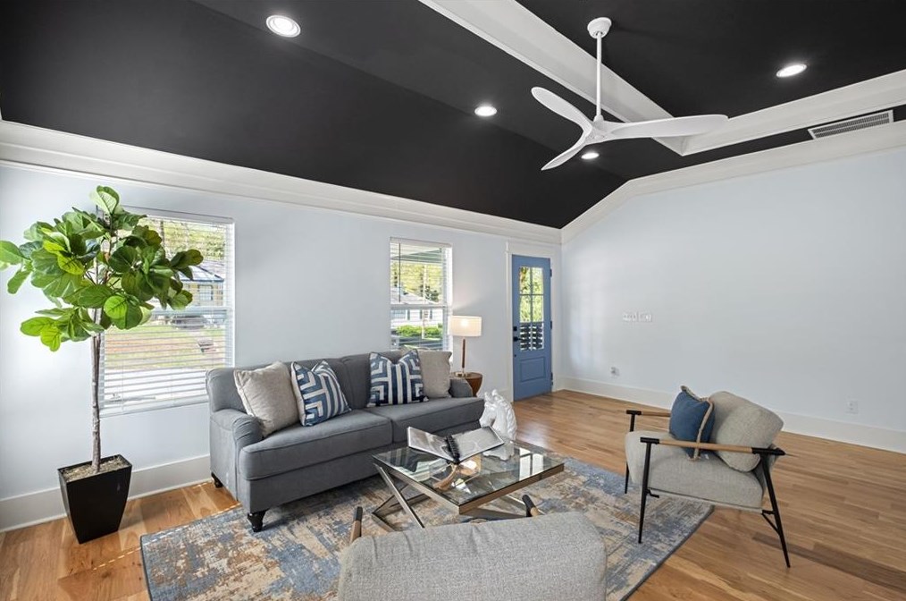 2854 Blount St, Atlanta GA  30344-3751 exterior