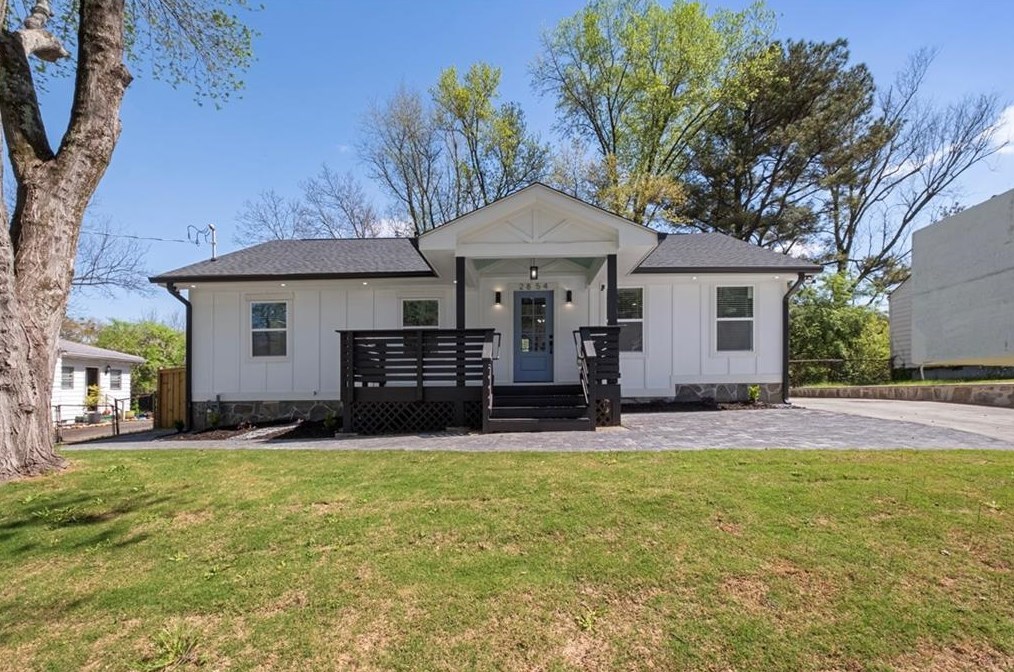 2854 Blount St, Atlanta GA  30344-3751 exterior