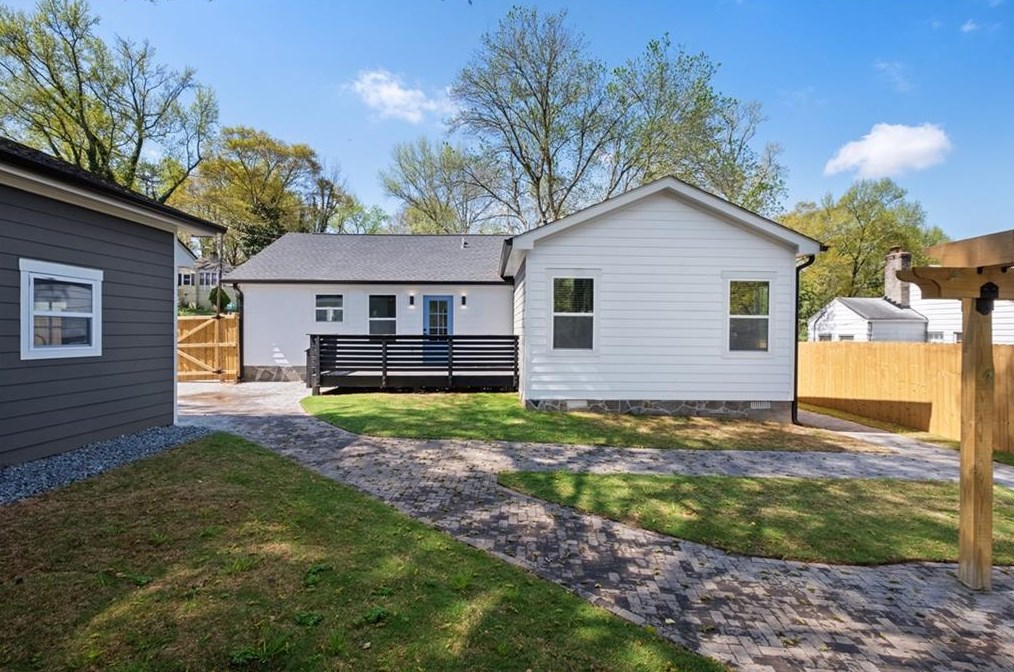 2854 Blount St, Atlanta GA  30344-3751 exterior