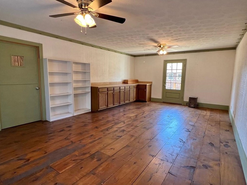 1915 Gherry Dr, Austell GA 30106-2923 exterior