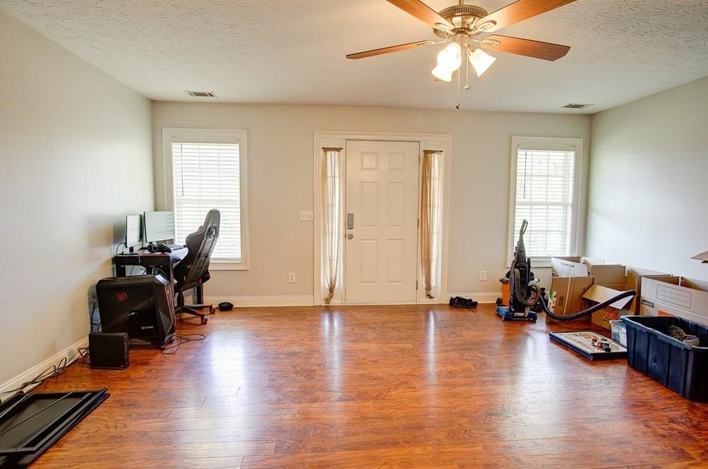 601 Hall Memorial Rd, Calhoun GA  30701-8357 exterior