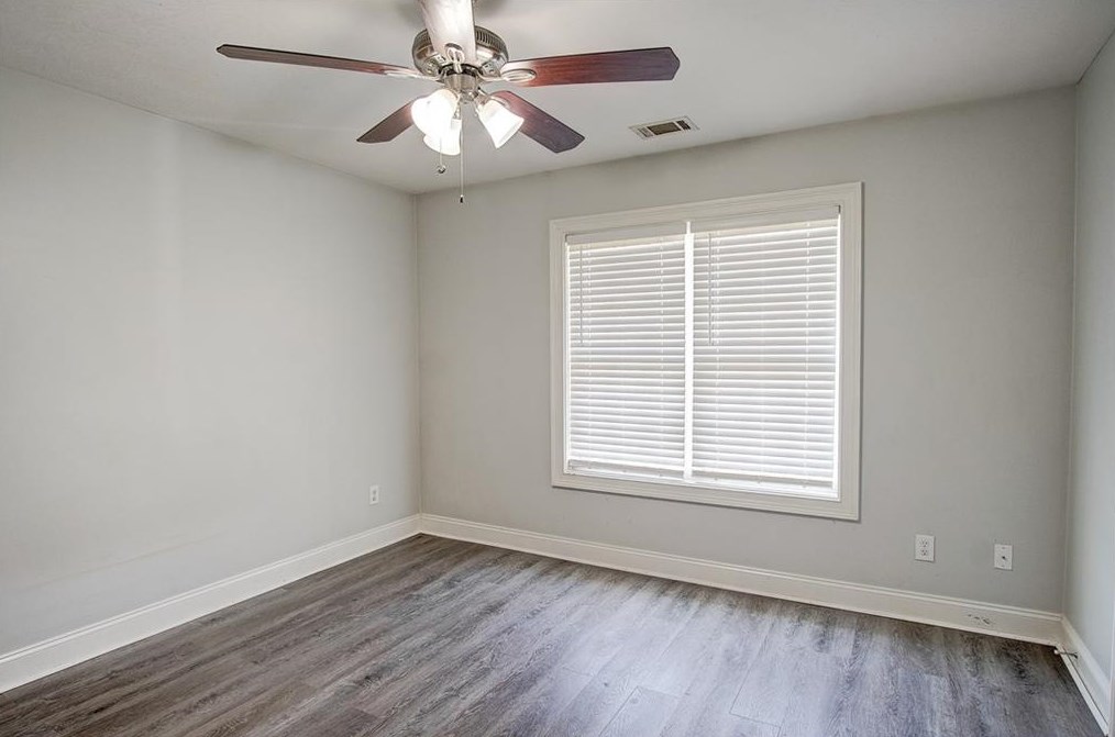 601 Hall Memorial Rd, Calhoun GA  30701-8357 exterior