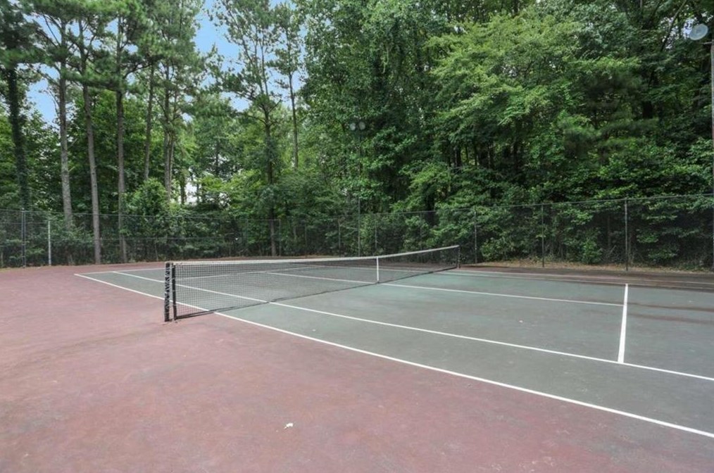 3005 Seven Pines Ln, Atlanta GA  30339-5834 exterior