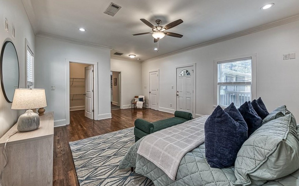 1842 Longdale Dr, Decatur GA  30032-5242 exterior