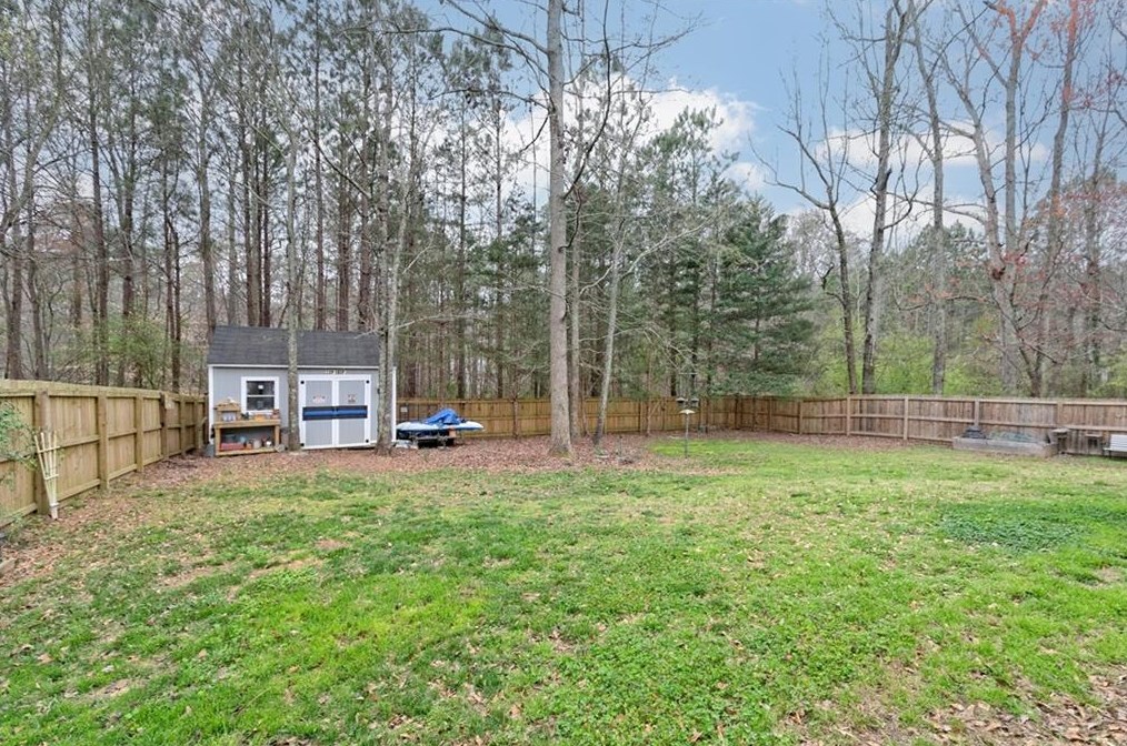 96 Autumn Creek Dr, Dallas GA  30157-7180 exterior