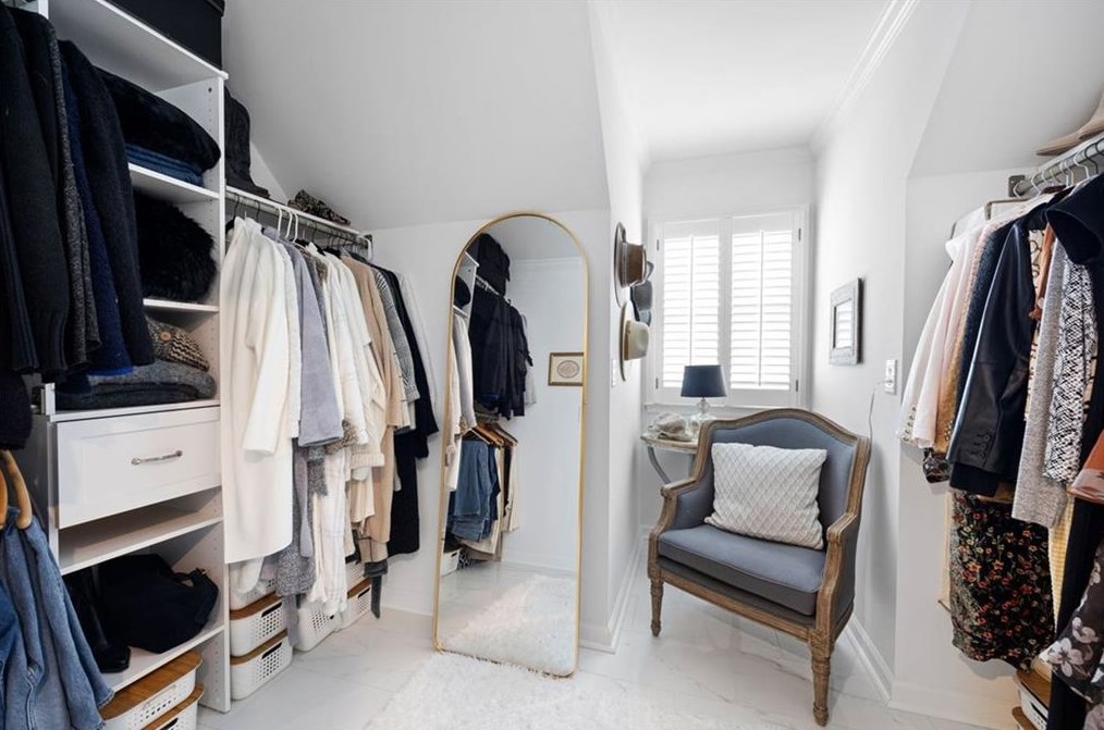 120 Barrow Downs, Alpharetta GA  30004-4013 exterior