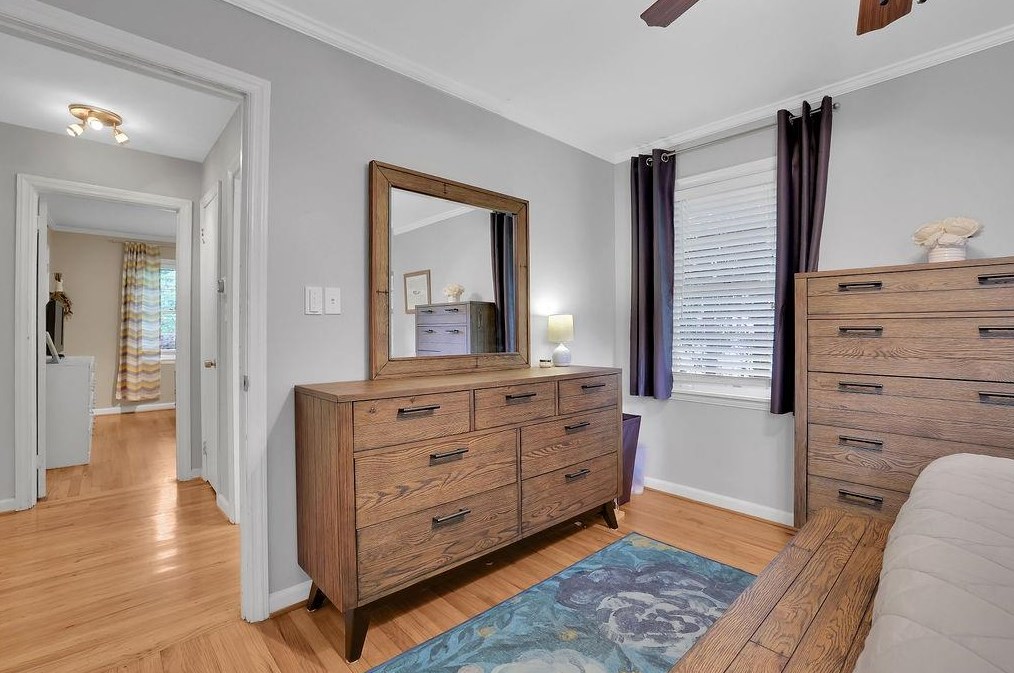 1083 Willivee Dr, Decatur GA  30033-4129 exterior