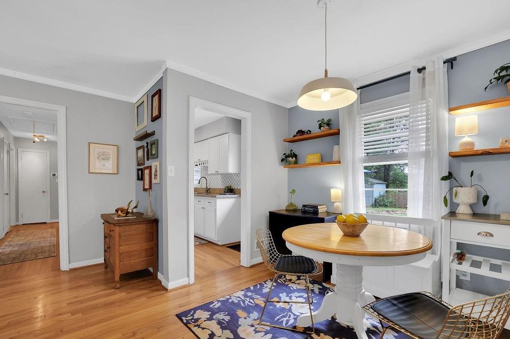 1083 Willivee Dr, Decatur GA  30033-4129 exterior