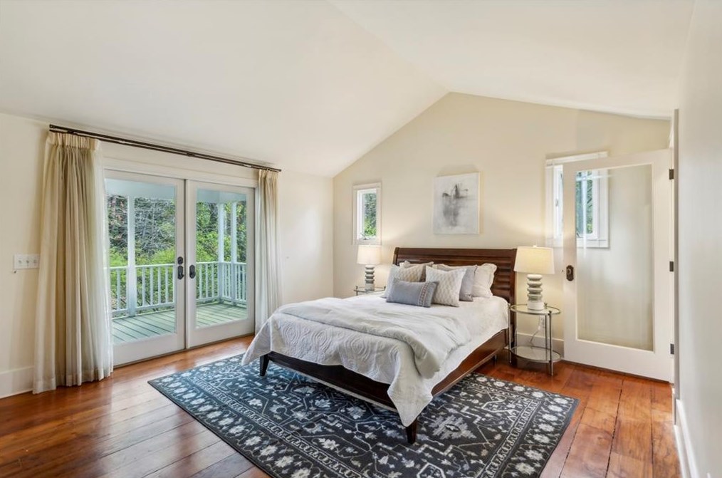 2979 Sequoyah Dr, Atlanta GA 30327-1807 exterior