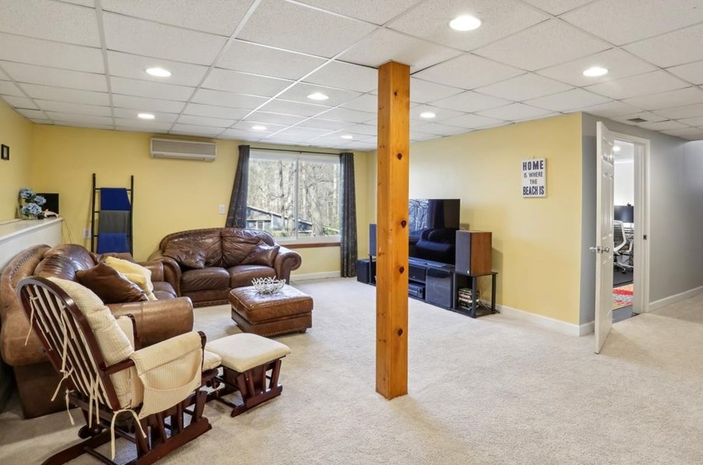 5080 Riv Vly Dr, Smyrna GA  30082-4116 exterior