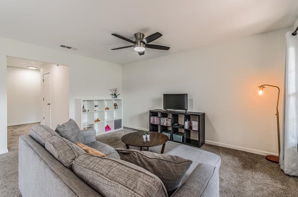 2666 Farmstead Rd, Smyrna GA  30080-2618 exterior