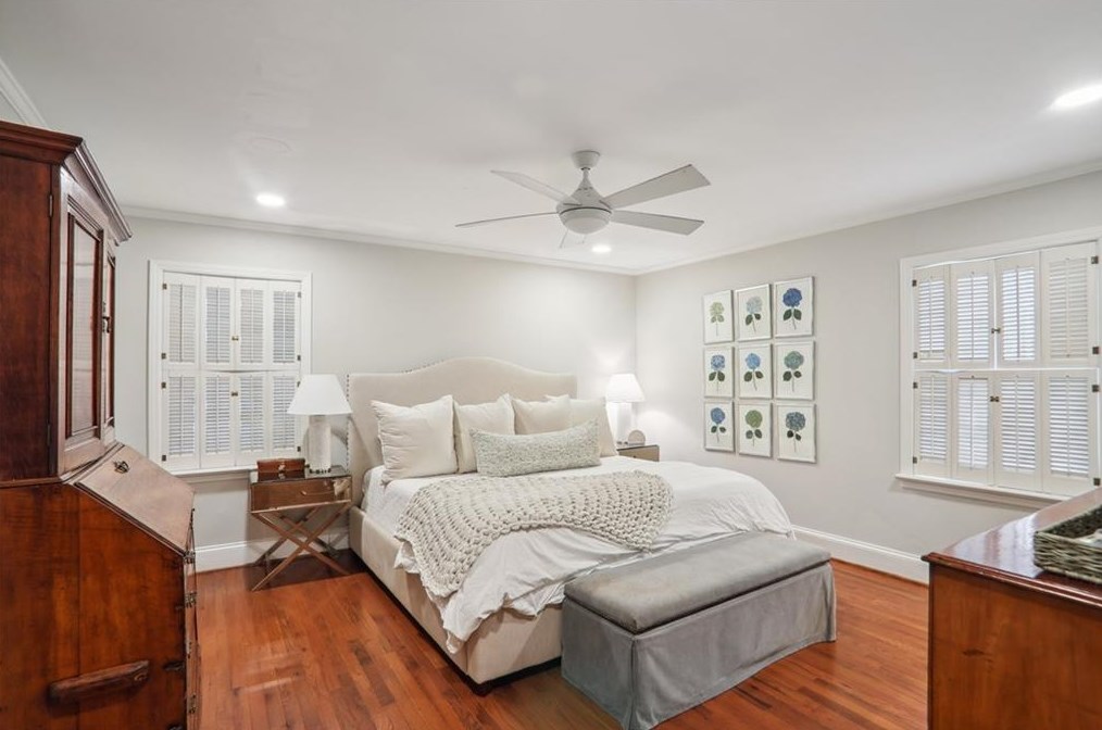 3975 Arden Way, Atlanta GA  30342-3949 exterior