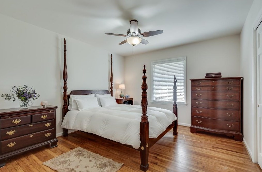 1174 Mayfield Dr, Decatur GA  30033-3333 exterior