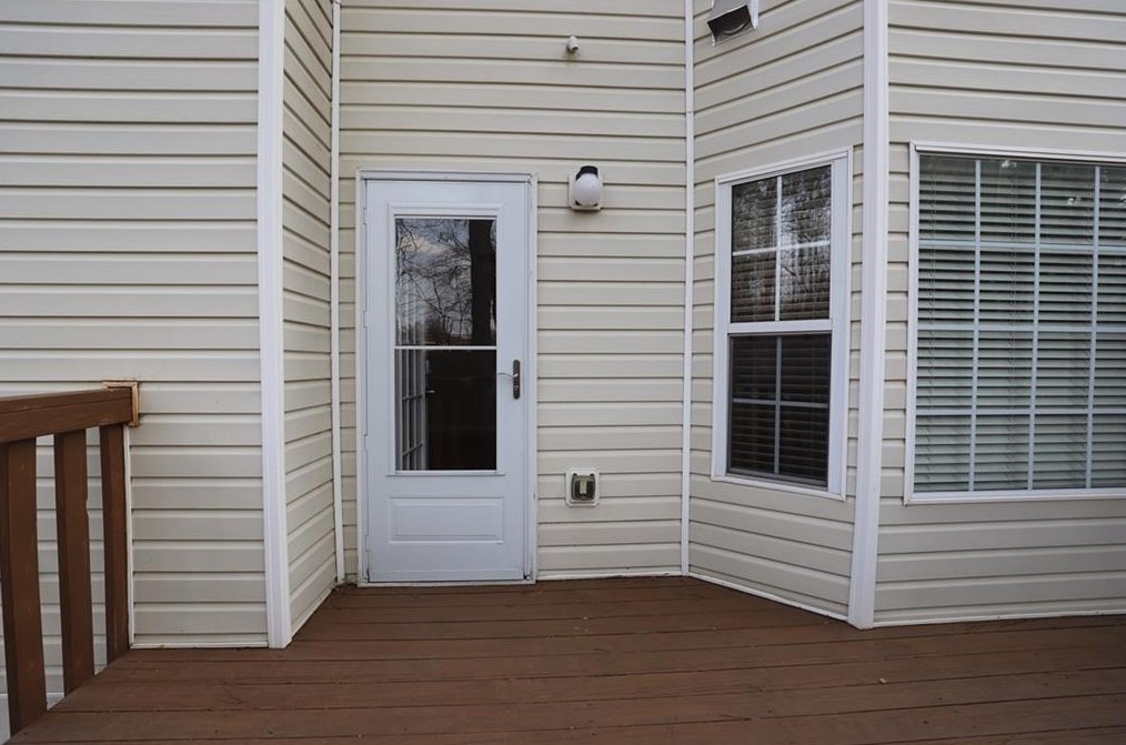 220 Abbotts Mill Dr, Duluth GA  30097-8424 exterior