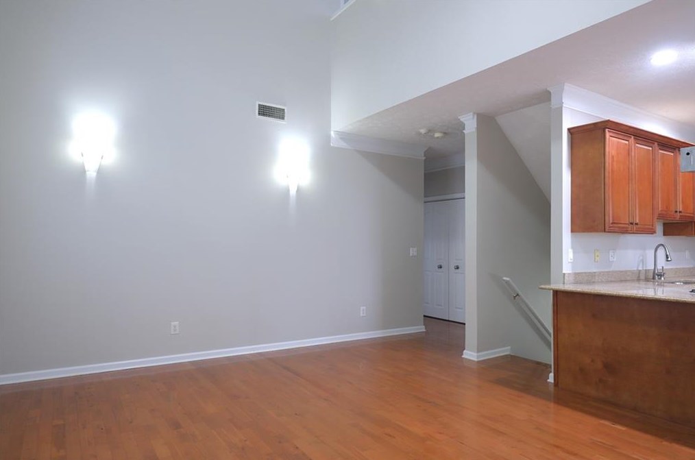 220 Abbotts Mill Dr, Duluth GA  30097-8424 exterior