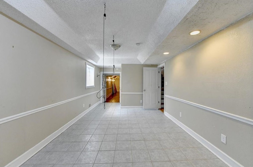 3491 Revere Rd, Atlanta GA  30331-2327 exterior