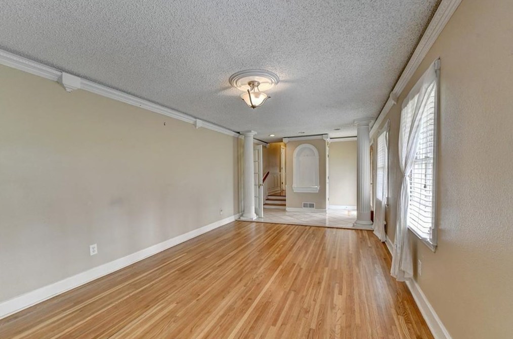 3491 Revere Rd, Atlanta GA  30331-2327 exterior