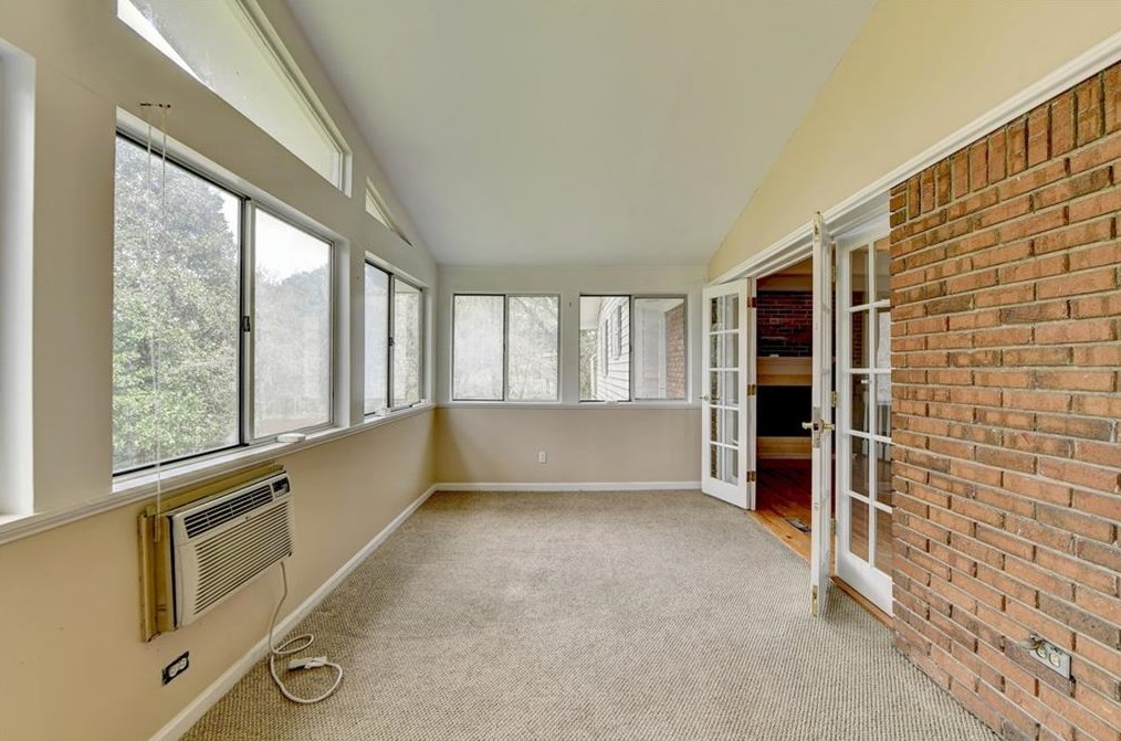 3491 Revere Rd, Atlanta GA  30331-2327 exterior