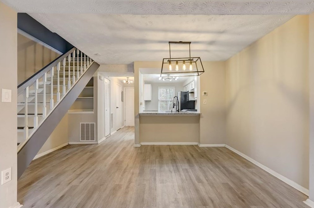 845 Regal Path Ln, Decatur GA  30030-4180 exterior