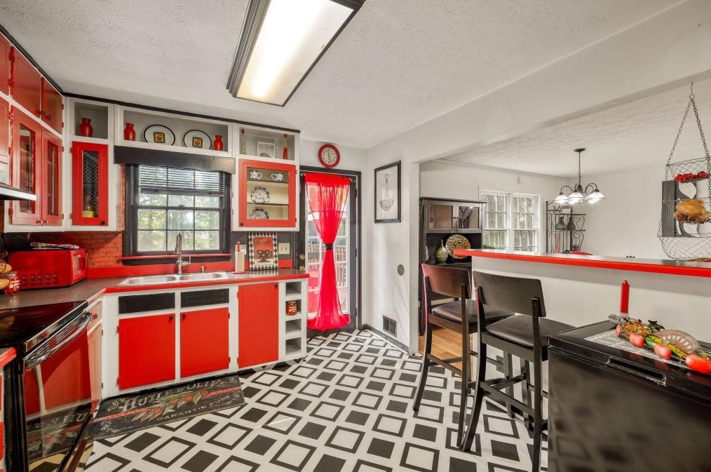 2154 Starlite Way, Lithonia GA  30078-3836 exterior