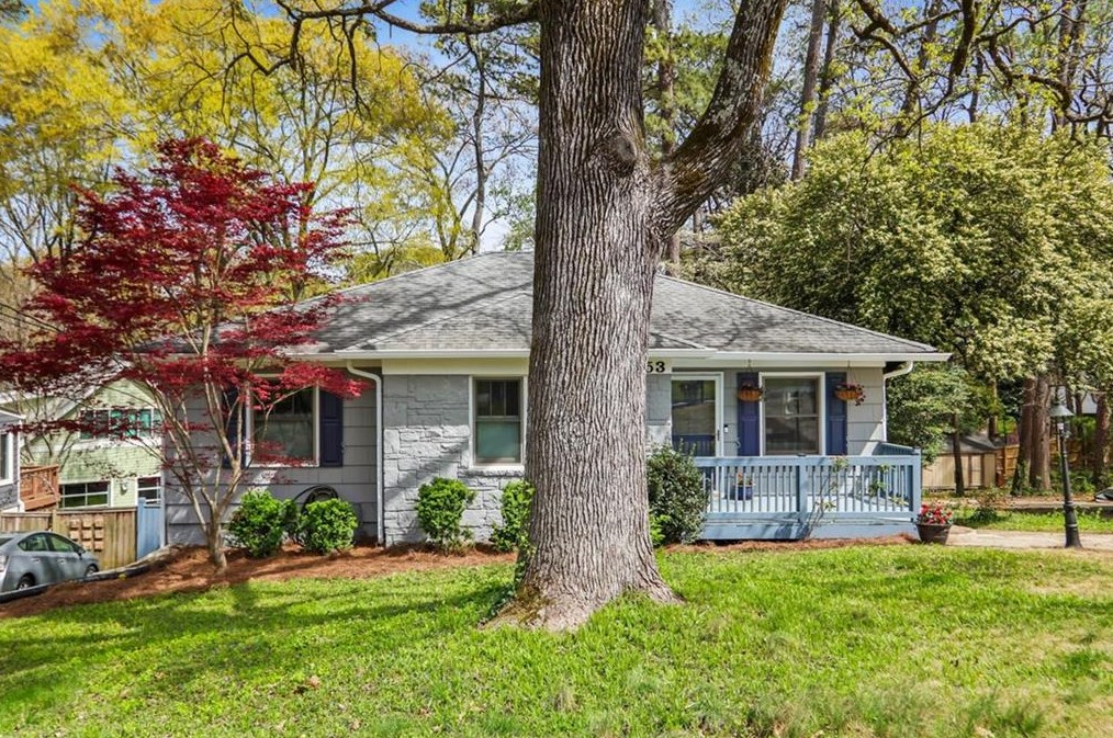 153 Ridley Cir, Decatur GA  30030-1118 exterior