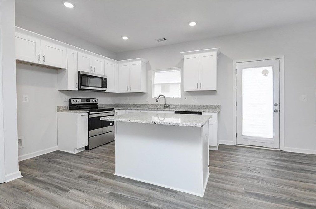 4216 Southvale Dr, Decatur GA  30034-6442 exterior