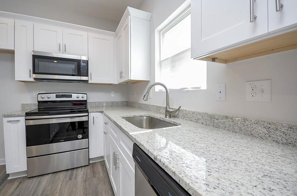 4216 Southvale Dr, Decatur GA  30034-6442 exterior