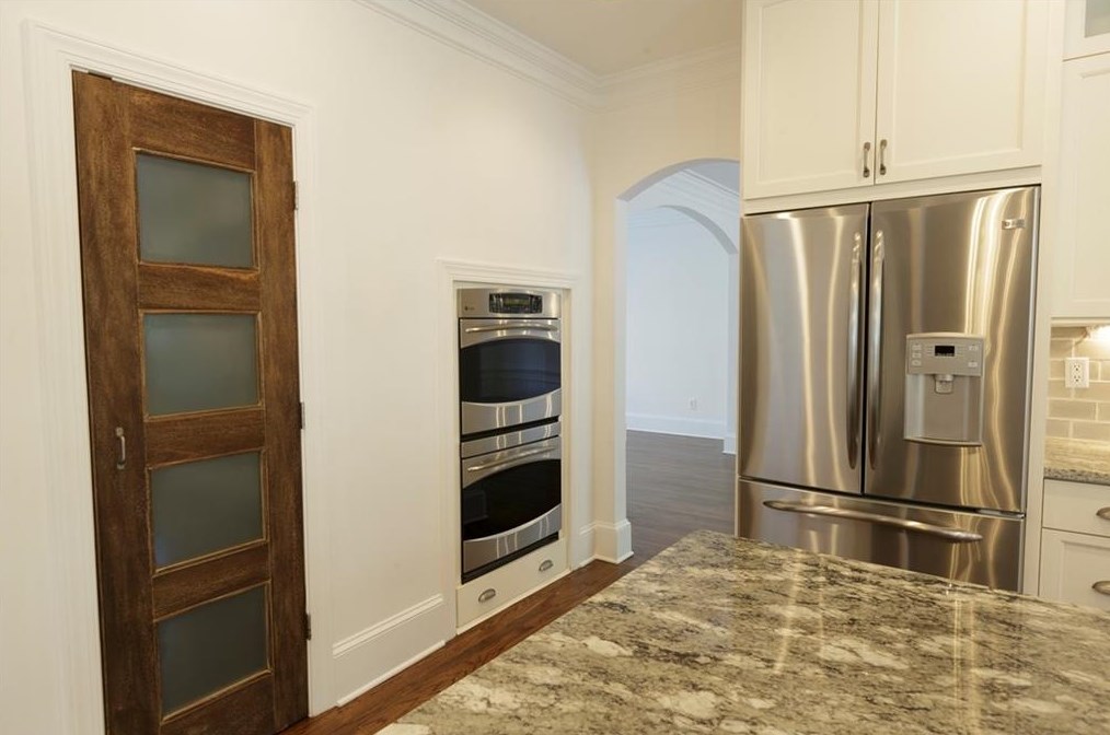 2020 Brooke Forest Ct, Alpharetta GA  30022-3418 exterior
