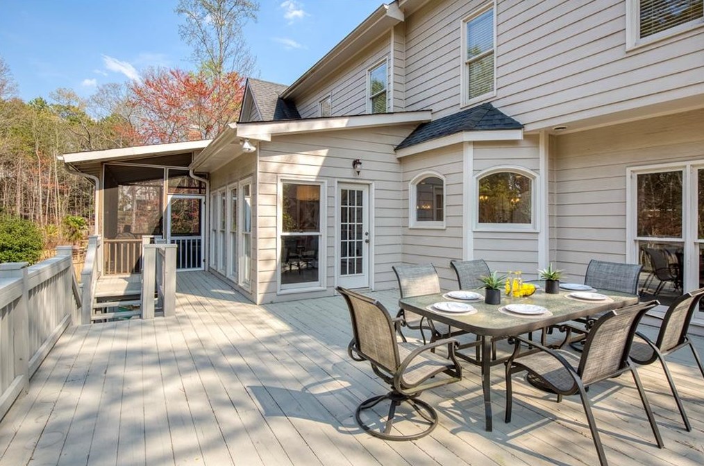 2020 Brooke Forest Ct, Alpharetta GA  30022-3418 exterior