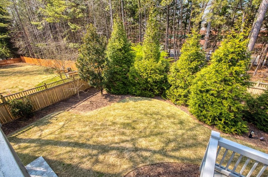2020 Brooke Forest Ct, Alpharetta GA  30022-3418 exterior
