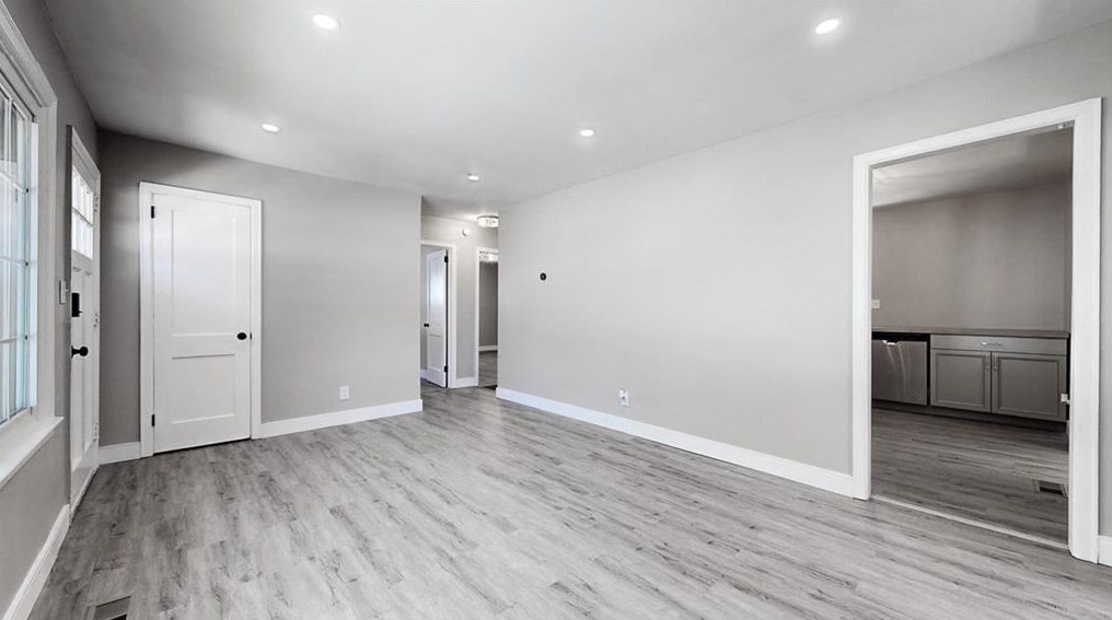 1802 Ledo Ave, Decatur GA  30035-1653 exterior