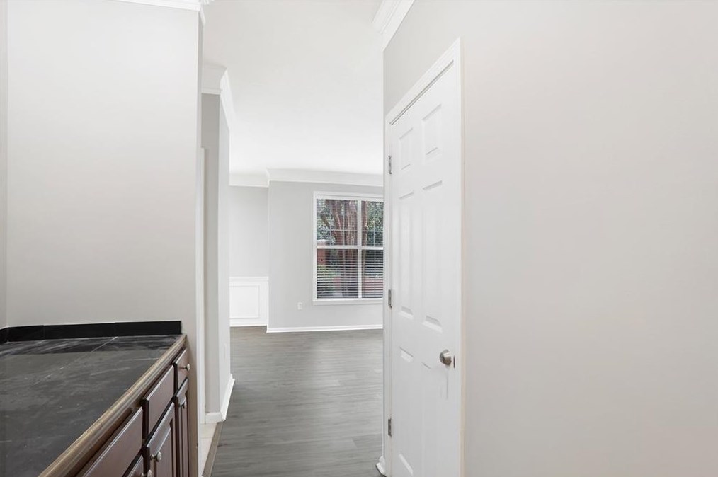 1106 Westchester Rdg, Atlanta GA  30329-2463 exterior