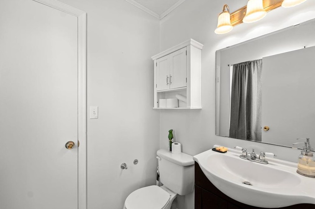 1810 Town Pl, Lithonia GA  30078-2426 exterior