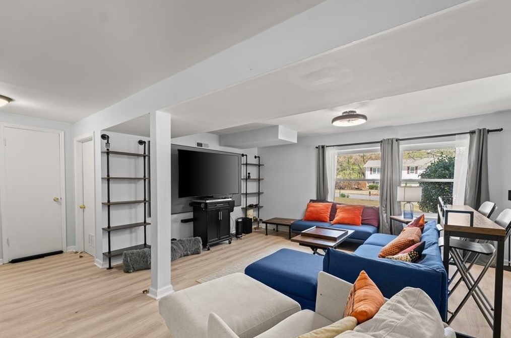 1810 Town Pl, Lithonia GA  30078-2426 exterior