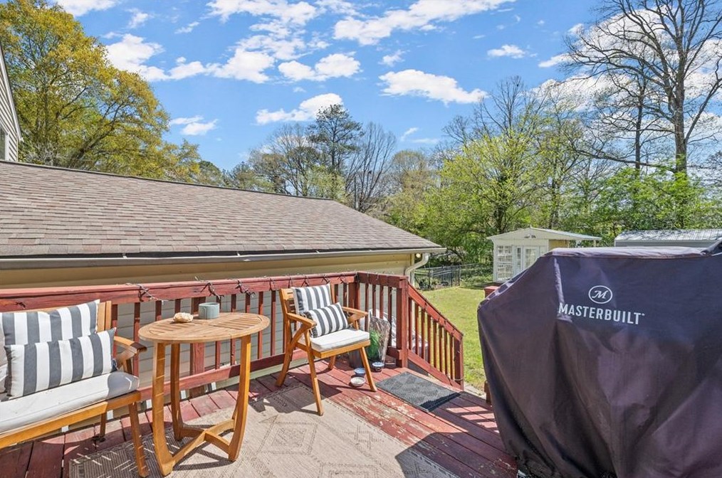 1810 Town Pl, Lithonia GA  30078-2426 exterior