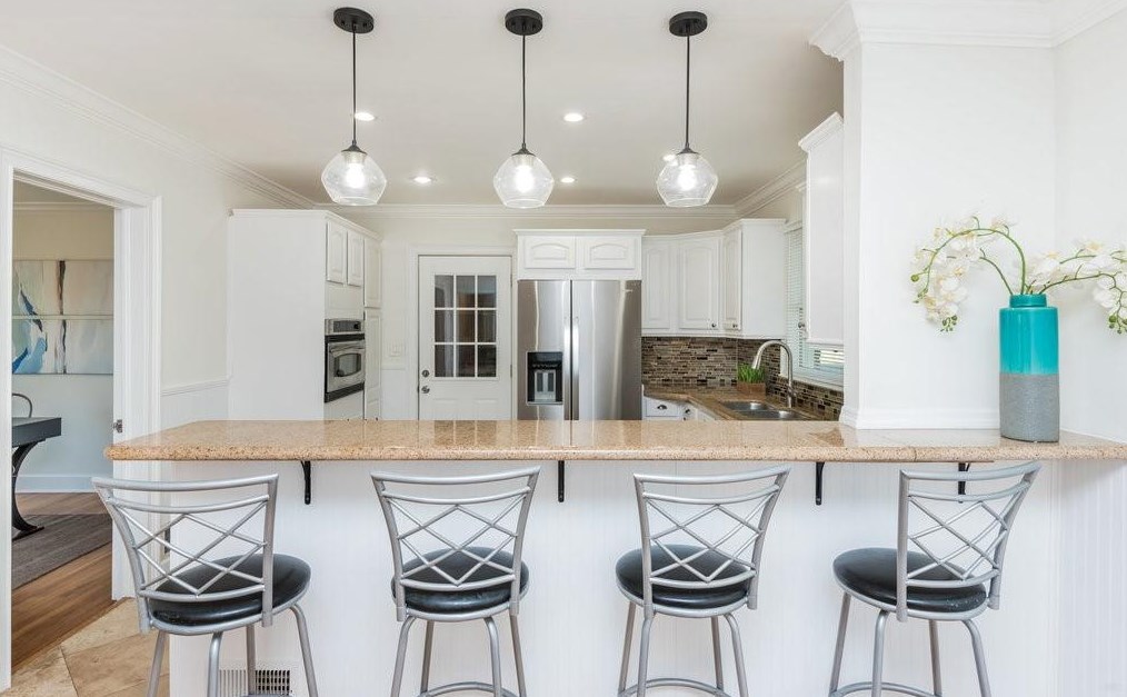 621 Heathmoor Pl, Decatur GA  30032-1707 exterior